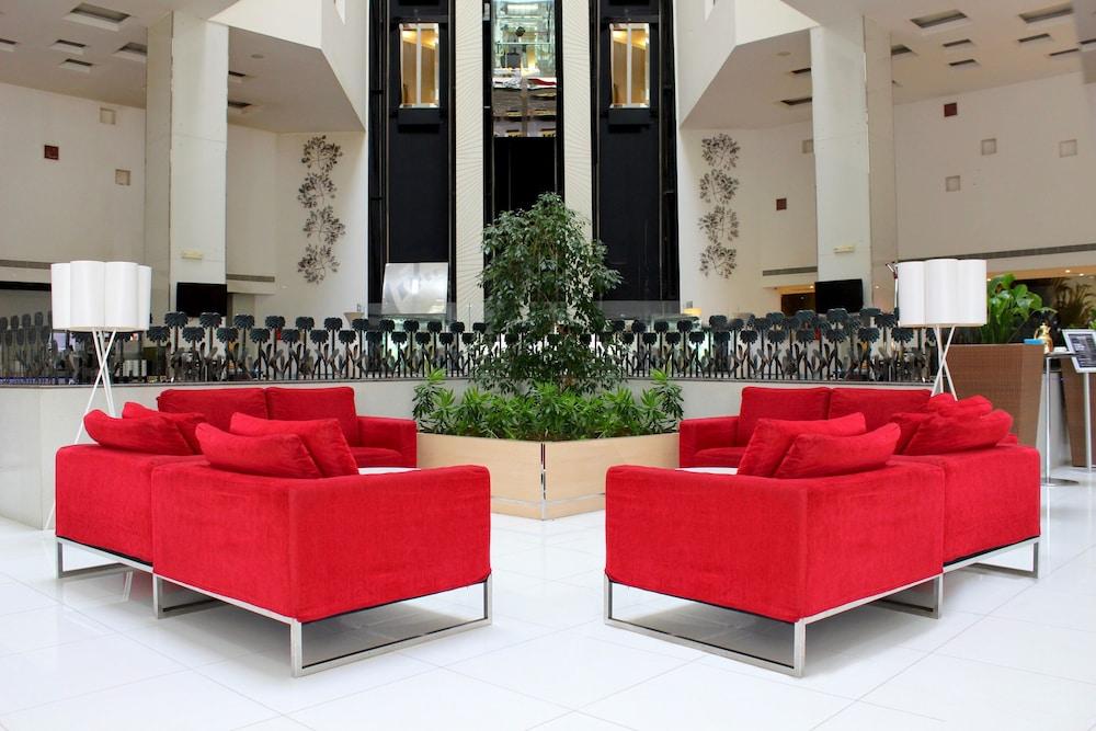 Hotel Golden Tulip