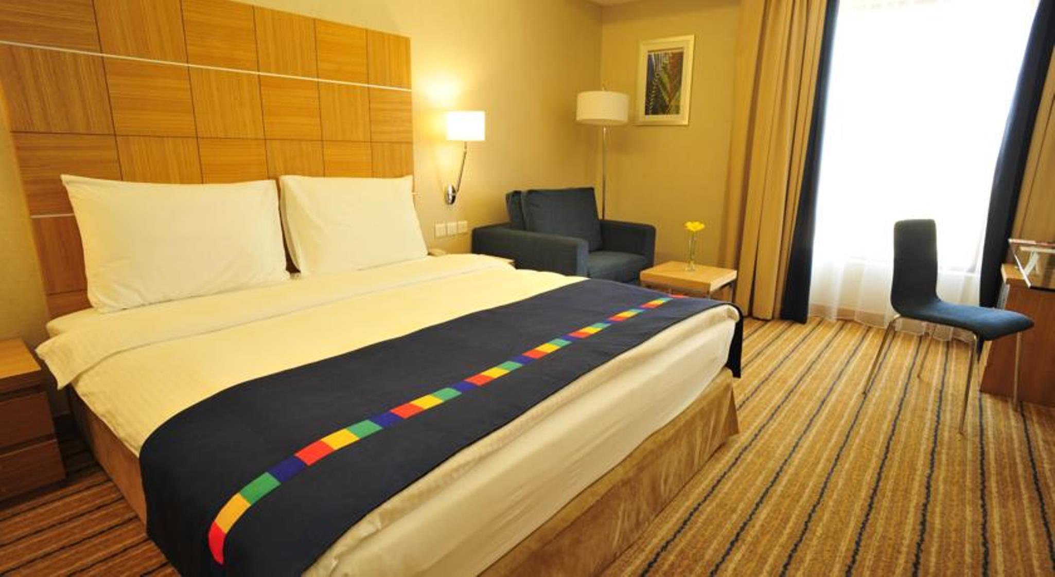 Golden Tulip Mascate